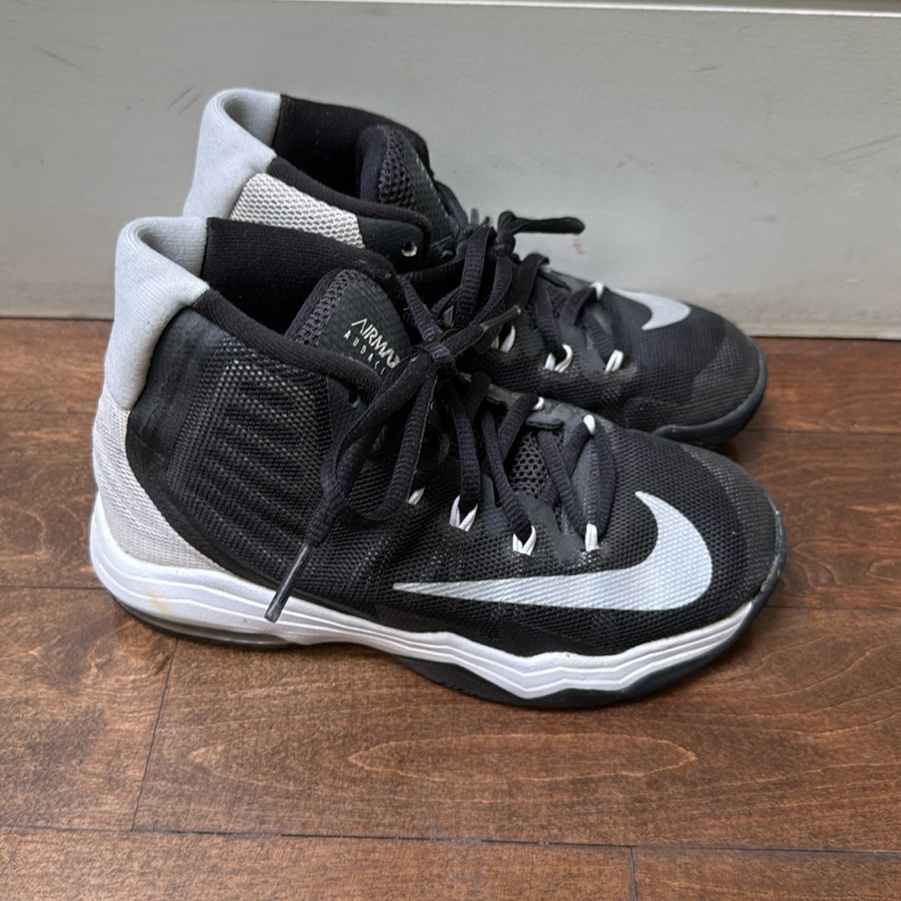 Nike Air Max Audacity 843884-001 Basketball Shoes, Sneakers boys size 13 - $20